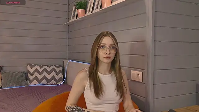 Snapshot of Vikki_wyye chatting on October 4, 3:26 am Vikki wyye online show from October 4, 3:26 am