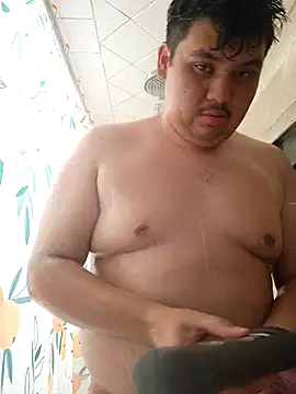 Snapshot of Batcum129 chatting on November 1, 1:18 am Batcum129 online show from November 1, 1:18 am