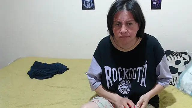 jade noah  online show from February 5, 5:17 pm