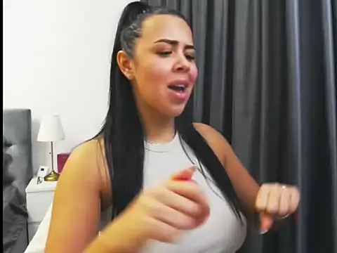 Snapshot of Casiana_ chatting on November 12, 10:52 pm Casiana online show from November 12, 10:52 pm