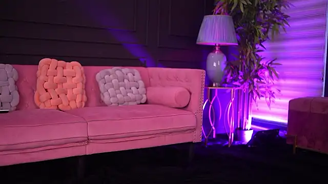 OdetteMason online show from March 19, 6:39 am