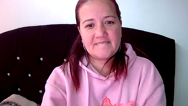 Snapshot of Gabrielajewel_ chatting on October 23, 12:26 pm Gabrielajewel online show from October 23, 12:26 pm