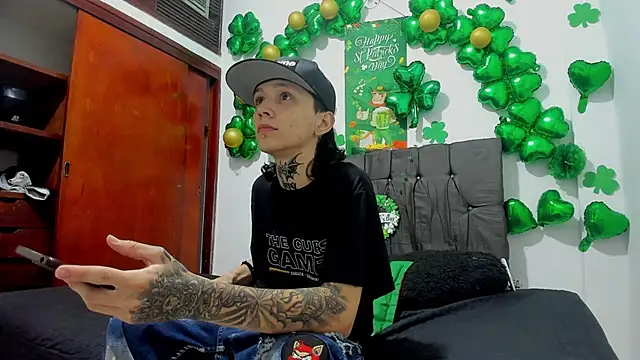 StraightBoy Nick online show from March 20, 4:50 am