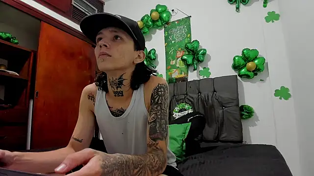 StraightBoy Nick online show from March 31, 6:25 am