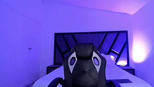 MarilynDupont online show from September 13, 4:01 am