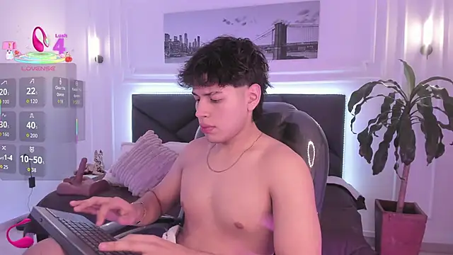 Snapshot of Jordan_24_ chatting on November 18, 8:57 pm Jordan 24 online show from November 18, 8:57 pm