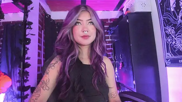 Snapshot of Katyuska_Sg1 chatting on October 6, 1:58 am Katyuska Sg1 online show from October 6, 1:58 am