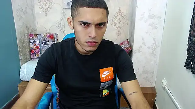 Snapshot of Derek_Storm_ chatting on September 24, 2:26 am Derek Storm online show from September 24, 2:26 am