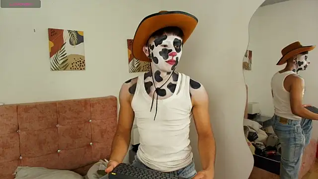 Snapshot of Andy_Justgame chatting on November 1, 3:41 am Andy Justgame online show from November 1, 3:41 am