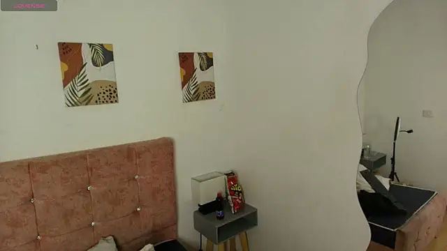 Snapshot of Andy_Justgame chatting on November 7, 3:50 am Andy Justgame online show from November 7, 3:50 am