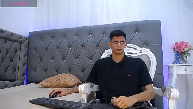 Snapshot of Sebalexis7 chatting on October 29, 3:09 am Sebalexis7 online show from October 29, 3:09 am