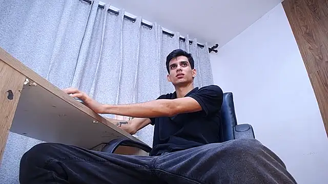 Snapshot of Sebalexis7 chatting on November 19, 3:17 am Sebalexis7 online show from November 19, 3:17 am