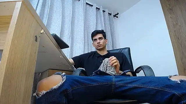 Snapshot of Sebalexis7 chatting on November 25, 3:28 am Sebalexis7 online show from November 25, 3:28 am