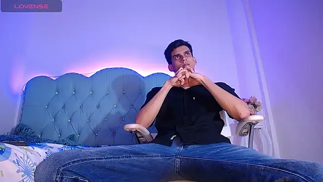 Snapshot of Sebalexis7 chatting on December 5, 3:15 am Sebalexis7 online show from December 5, 3:15 am