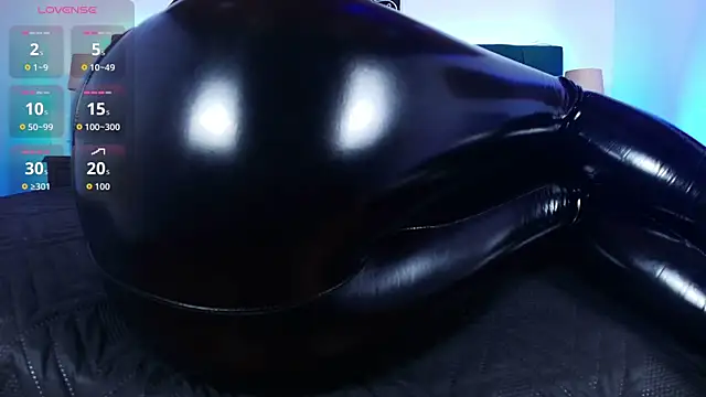 Alisse Moore online show from October 10, 12:48 pm