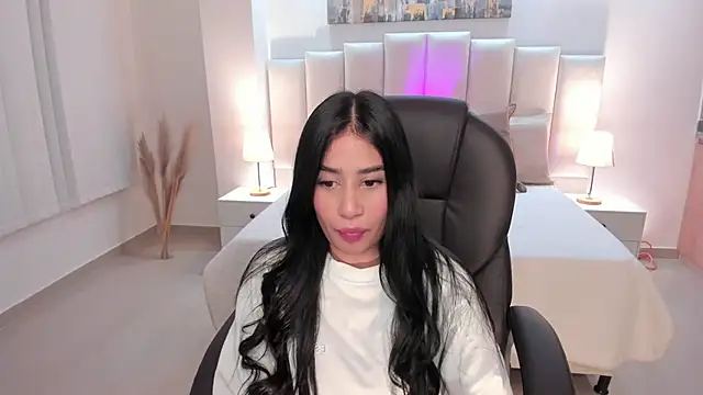 Snapshot of miranda_crawfor chatting on October 3, 4:20 am miranda crawfor online show from October 3, 4:20 am