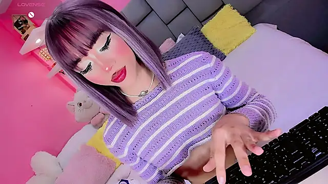 ShantyMillan online show from October 17, 12:41 pm