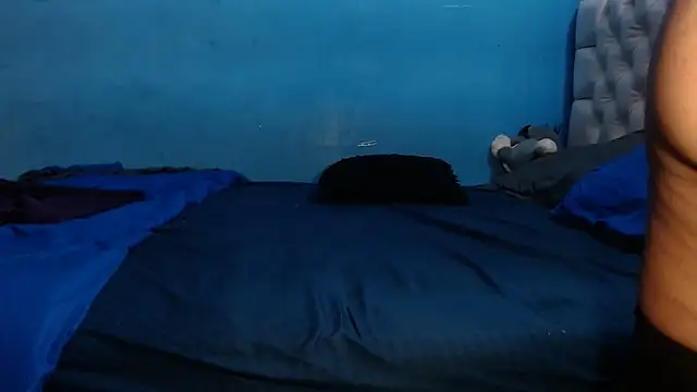 Snapshot of SamiBoobsxx chatting on February 10, 3:10 am SamiBoobsxx online show from February 10, 3:10 am