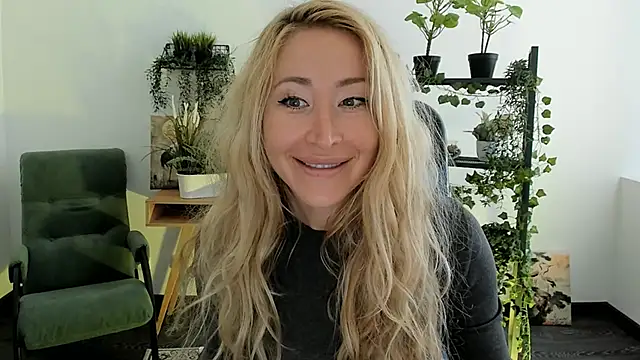 AstraMonroe online show from March 19, 6:50 am