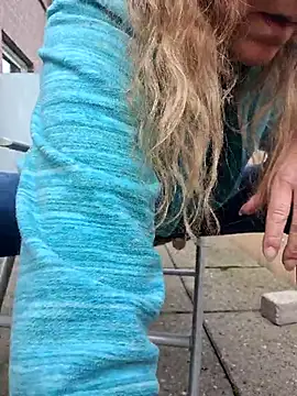 HotWifeLyn68 online show from November 4, 12:26 pm