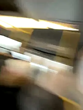 Snapshot of MiraReach chatting on November 16, 2:17 am MiraReach online show from November 16, 2:17 am