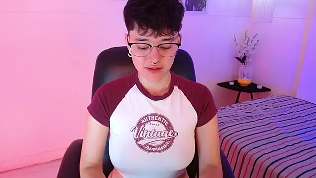 jeroharper online show from September 27, 2:44 pm