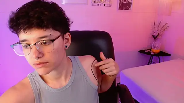 jeroharper online show from December 3, 4:16 pm