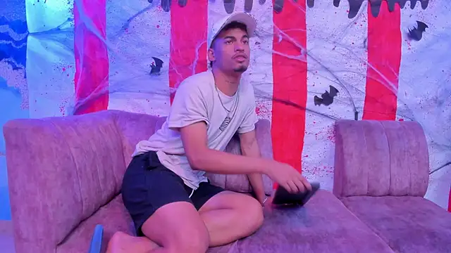 Brownie Lovers online show from October 22, 1:33 pm