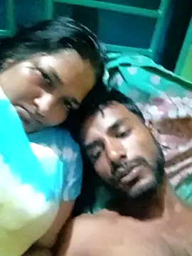 Snapshot of Hotty-couple063 chatting on September 24, 5:27 pm Hotty-couple063 online show from September 24, 5:27 pm