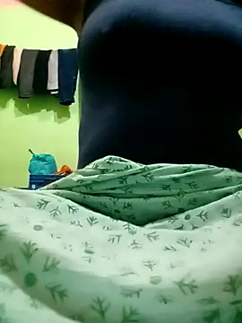 Snapshot of Hotty-couple063 chatting on October 28, 4:42 pm Hotty-couple063 online show from October 28, 4:42 pm