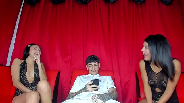 extreme hot crazy online show from October 4, 4:21 am