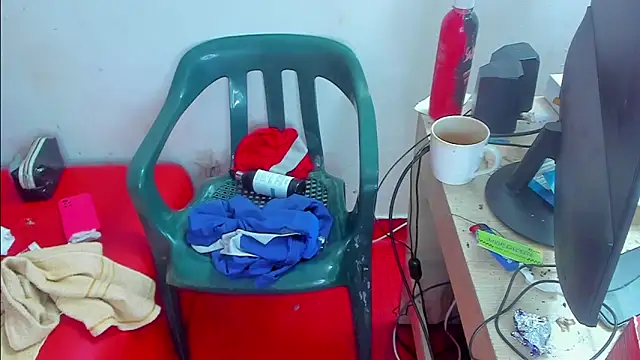 extreme hot crazy online show from December 17, 5:19 pm