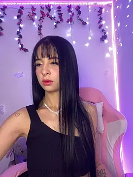 Snapshot of Lia__1 chatting on November 30, 6:01 pm Lia 1 online show from November 30, 6:01 pm