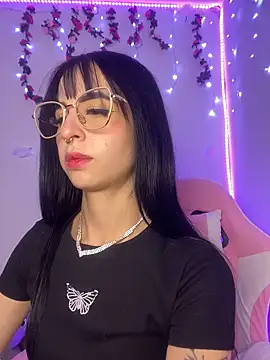 Snapshot of Lia__1 chatting on December 1, 11:10 pm Lia 1 online show from December 1, 11:10 pm