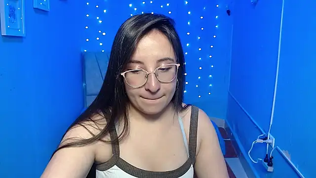 Snapshot of mia_778 chatting on December 16, 2:11 pm mia 778 online show from December 16, 2:11 pm