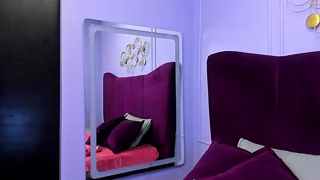 EmmaEbony  online show from February 9, 1:04 pm