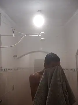 lacoste12 online show from November 5, 12:32 am