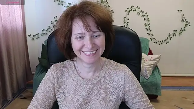Snapshot of Lia_Tito chatting on June 2, 1:13 pm Lia Tito online show from June 2, 1:13 pm