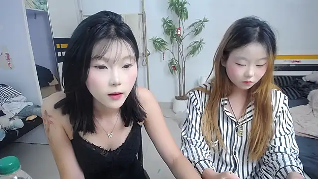 Babygirls523 online show from September 27, 4:45 pm