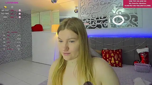 AshleyJoness online show from December 18, 6:08 am