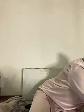 Snapshot of Tijara-im-Pyjama chatting on November 22, 1:15 am Tijara-im-Pyjama online show from November 22, 1:15 am