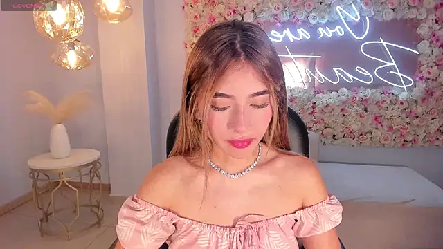 Snapshot of IbizaJacobs chatting on September 12, 2:28 pm IbizaJacobs online show from September 12, 2:28 pm