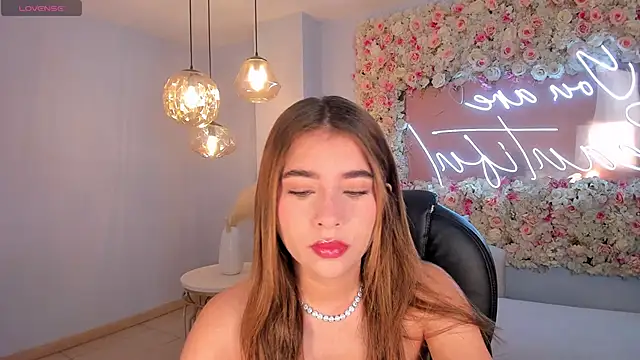 Snapshot of IbizaJacobs chatting on November 3, 12:28 pm IbizaJacobs online show from November 3, 12:28 pm