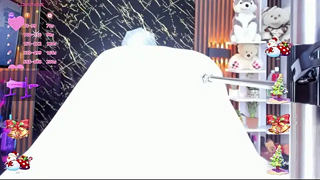 Snapshot of emma_liz2 chatting on December 14, 1:27 pm emma liz2 online show from December 14, 1:27 pm