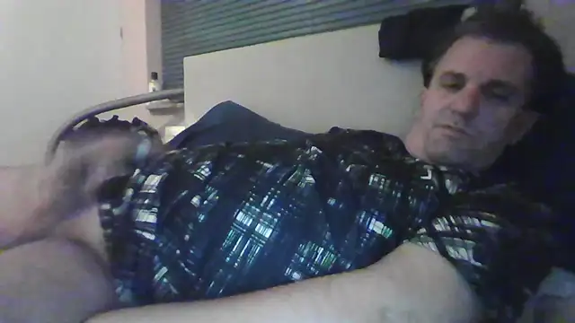 Snapshot of JasperGeil chatting on October 9, 10:52 pm JasperGeil online show from October 9, 10:52 pm