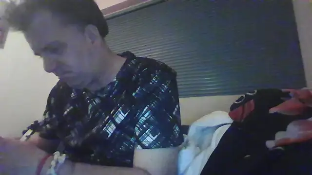 Snapshot of JasperGeil chatting on October 19, 6:52 pm JasperGeil online show from October 19, 6:52 pm