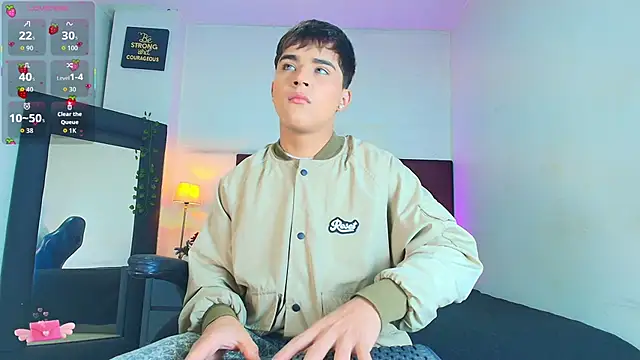 Lucass love online show from December 18, 1:06 pm