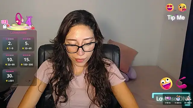 Snapshot of Carla_palmer_ chatting on October 9, 2:31 am Carla palmer online show from October 9, 2:31 am
