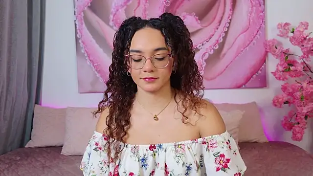 Taylor Tina online show from November 29, 6:16 am