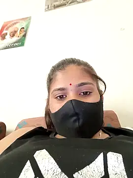 Snapshot of MISS_RIYA14 chatting on September 10, 11:43 am MISS RIYA14 online show from September 10, 11:43 am